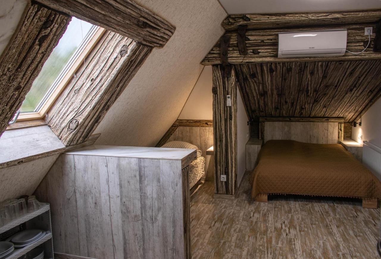 Apartments U Ratushi Каменец-Подольский Экстерьер фото