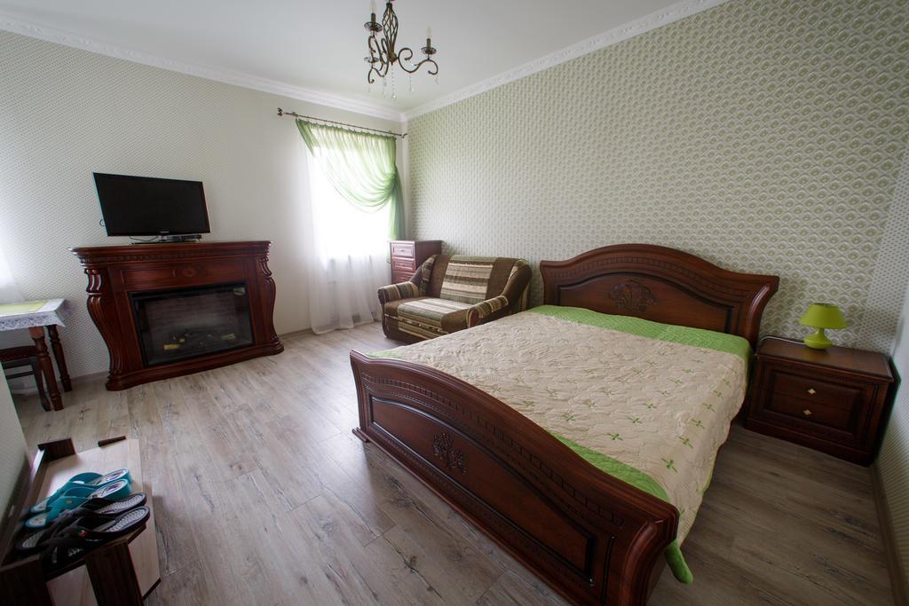 Apartments U Ratushi Каменец-Подольский Экстерьер фото
